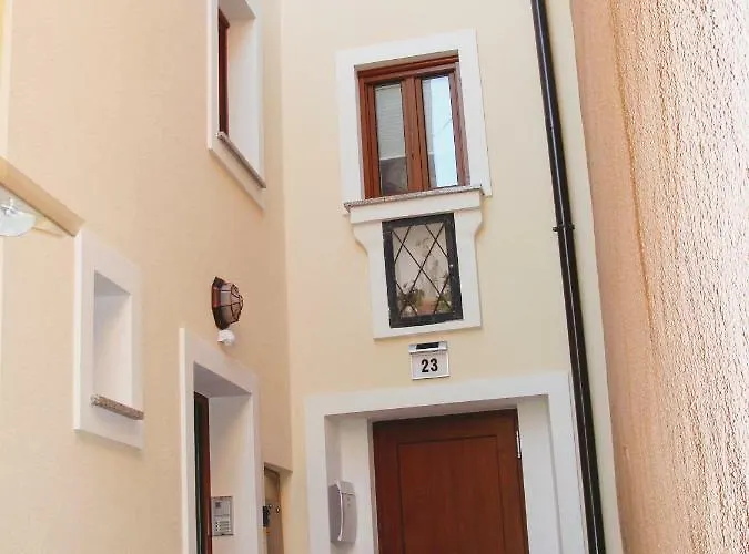 Apartmaji Ema * Koper