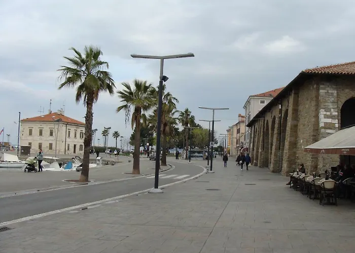 Apartmaji Ema 公寓 *