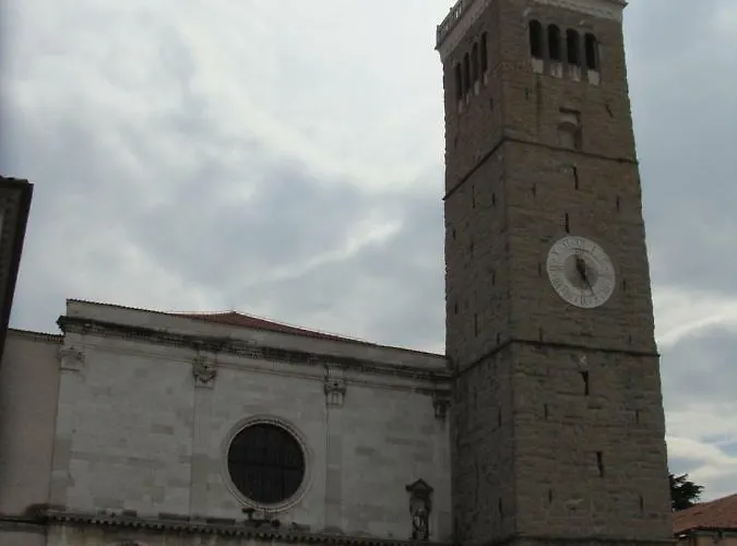 公寓 Apartmaji Ema